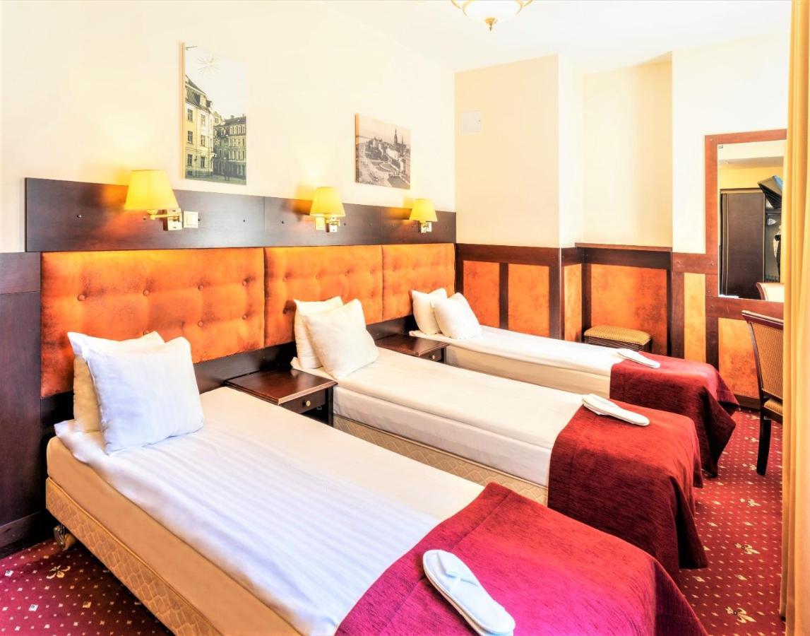 Отель Rixwell Old Palace 4*